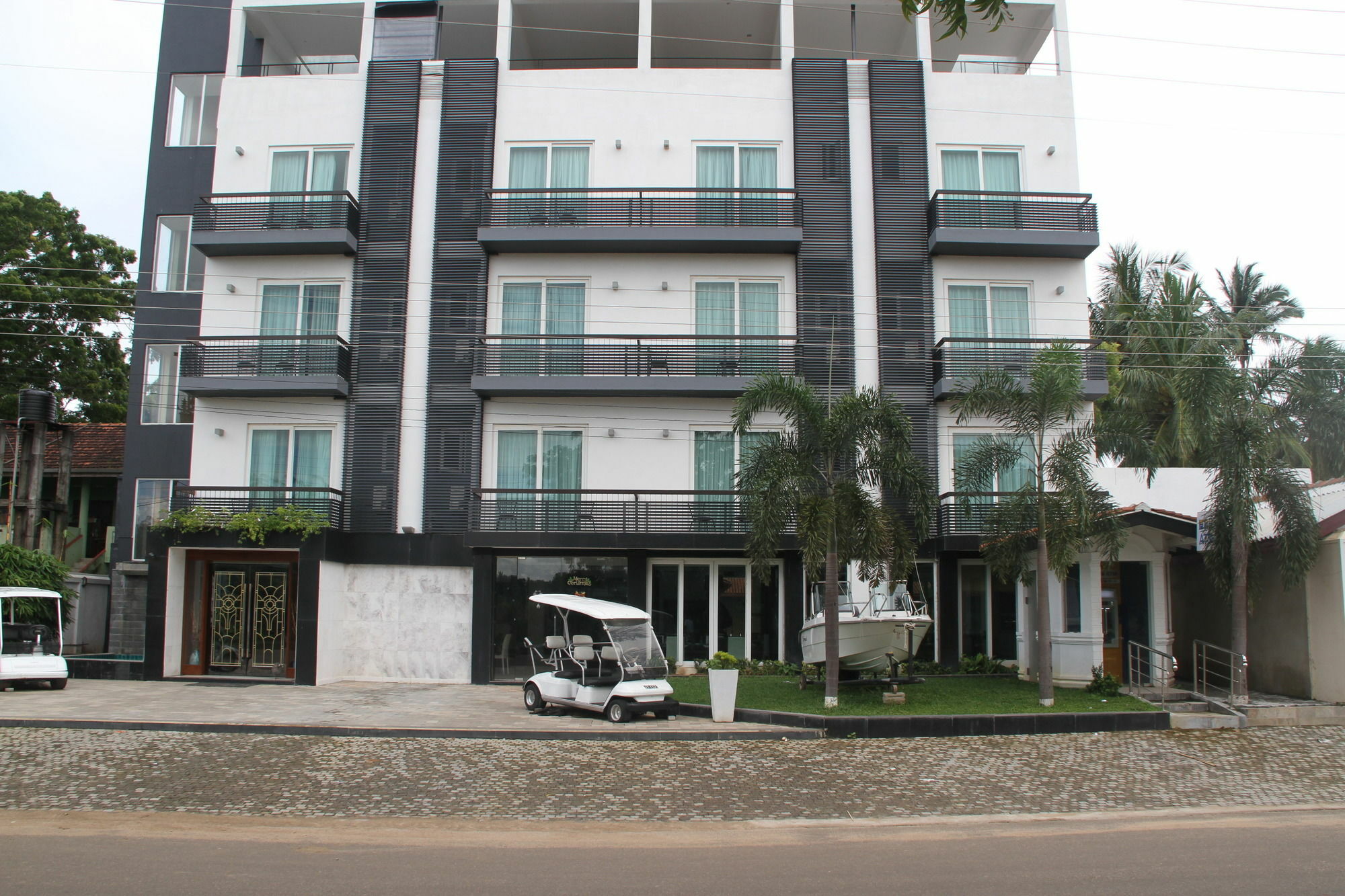 Hotel Earl'S Red Passikudah Exterior foto